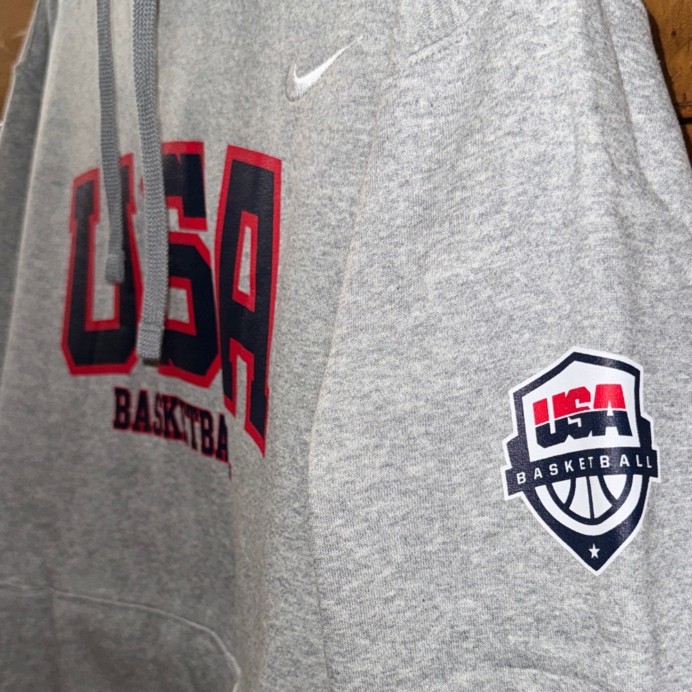 NIKE TEAM USA OFFICIAL BASKETBALL PRACTICE HOODIE OLYMPICS